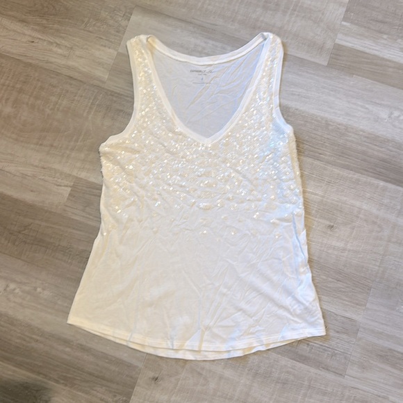 White tank - Picture 1 of 3